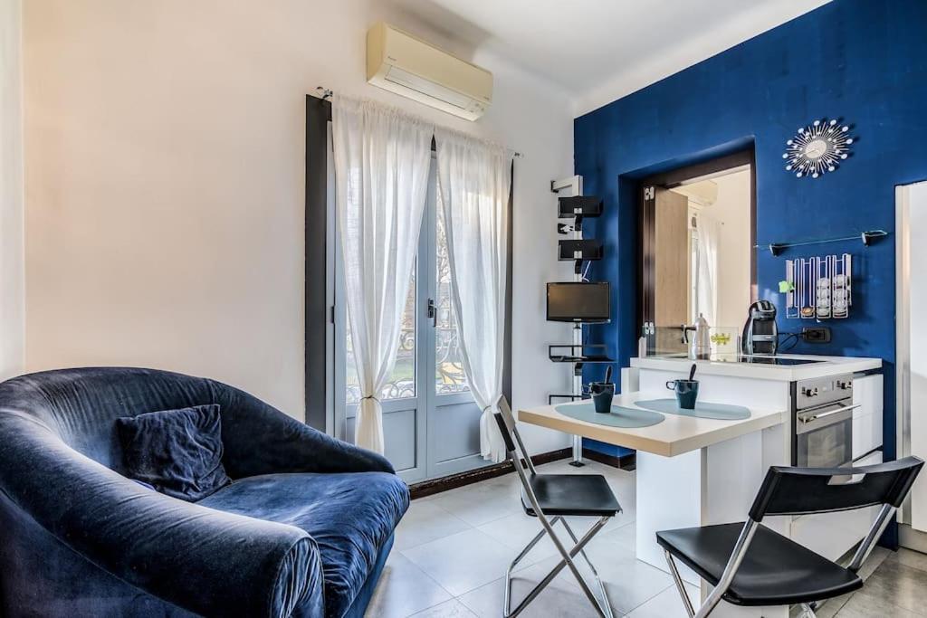 Ad Un Passo Dal Duomo Elegante Appartamento Wifi ミラノ エクステリア 写真